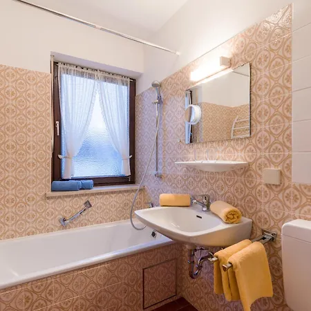 Chiemgau Comfort D4 Ferienwohnanlage Mit Hallenbad Und Sauna Apartment Oberaudorf